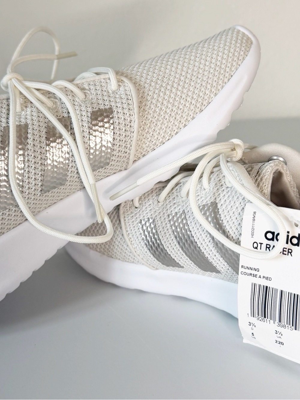 Adidas QT Racer Cloudfoam Lace-Up Sneakers Size 5